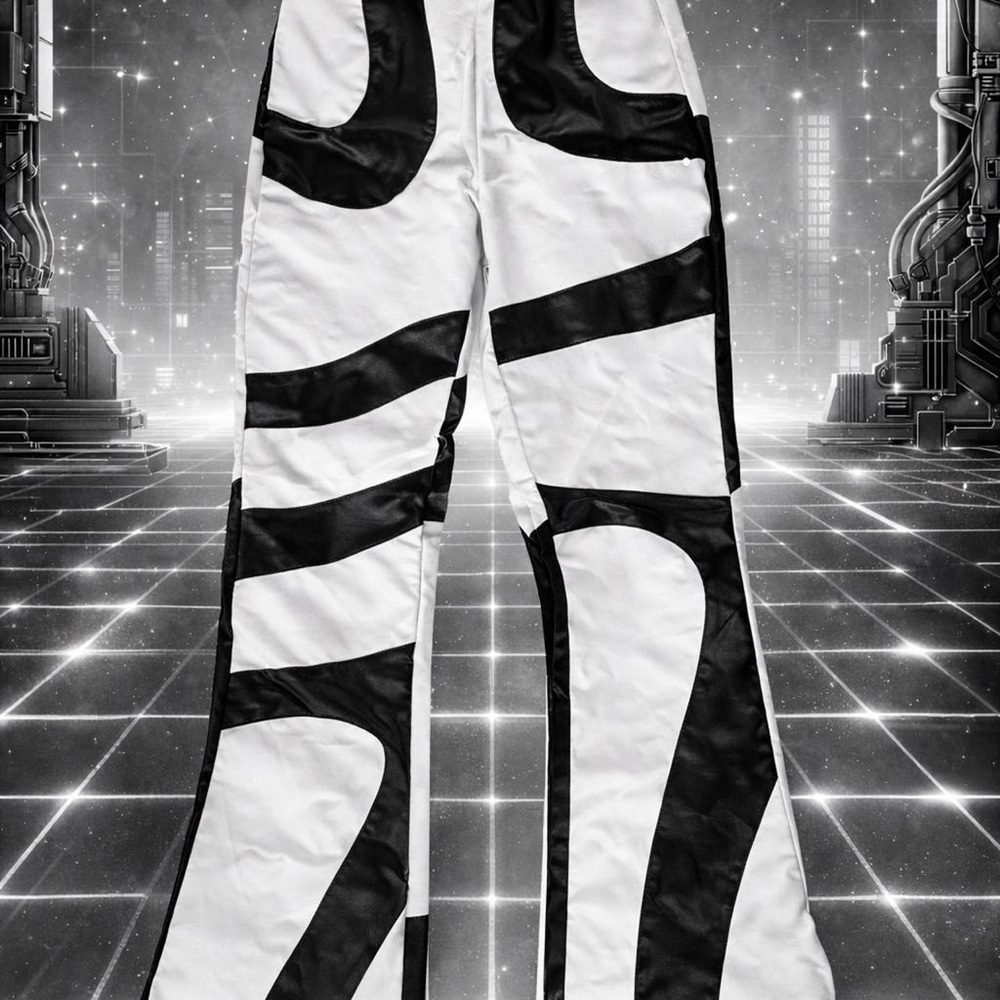 Boohoo Black and White Pants NWT